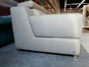 Луксозен италиански диван 090301057
