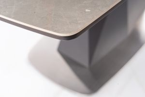 Extendable dining table № 061 760