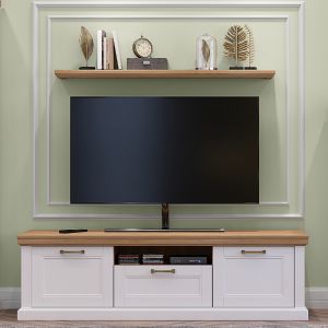 Wall Shelf in Walnut